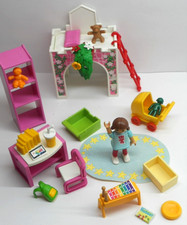 Kind mit Kinderzimmer + Mädchen Zubehör Möbel Figur Wohnen City Life + Playmobil