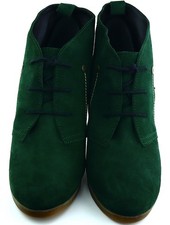 Stiefelette aus Veloursleder