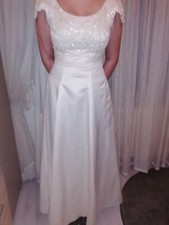 "Supersonderpreis"Brautkleid,Gr.42,Perlenstickerei ,und Schuhe Gr.40