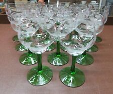 Rotweinglas mit Jagdmotiv  handgeschliffen u. grünem Stiel zur Auswahl