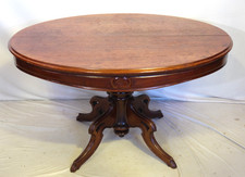 Originaler Salon- Sofatisch