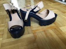 Schuhe, offen mit Absatz, Gr. 37