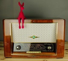 Röhrenradio Nordmende mit Plattenspieler-komplett restauriert, echtes Highligt