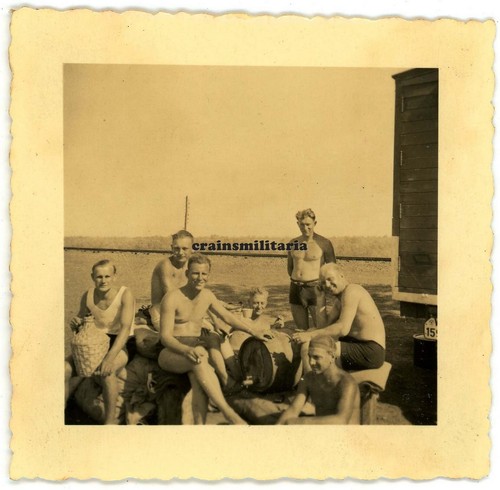 Orig foto halb nackte - halb,