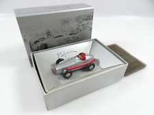 1:90 Schuco Piccolo 703