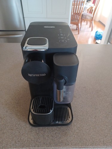 Nespresso lattissima one - lattissima, by