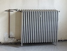 Heizkörper  6-säulig mit Füßen Antik H 85 cm L 100 cm T 22cm