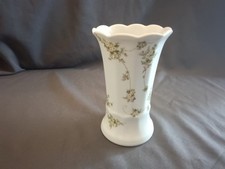 Vase mit Blumenranken Motiv -