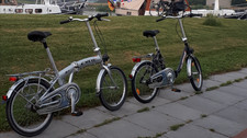 2 Stück Alu Klappfahrräder mit Taschen 3 Gang Nabenschaltung 20 Zoll