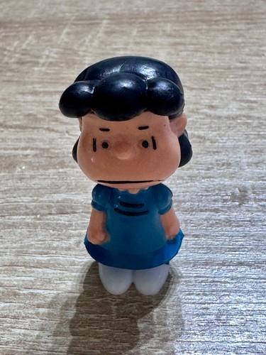 Lucy snoopy figur peanuts - lucy,