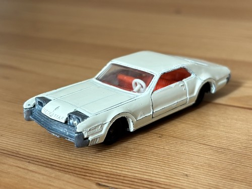 Siku 267 oldsmobile toronado - siku,
