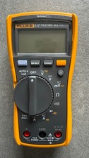 Fluke 117 Multimeter mit
