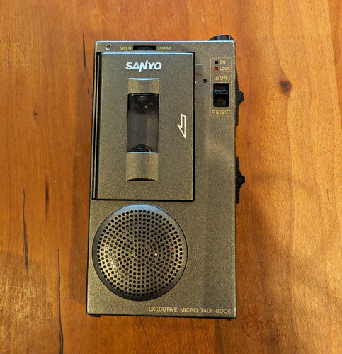 Sanyo executive micro - executive,