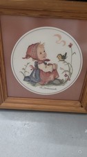 hübsches Hummel-Stickbild