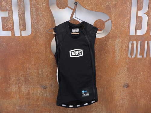 100 tarka vest - tarka,