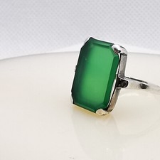 Art Nouveau Beautiful Jade