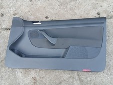 VW Golf 5 1K  Türverkleidung