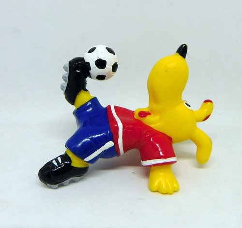 Schnuppi als fussballspieler - als, /