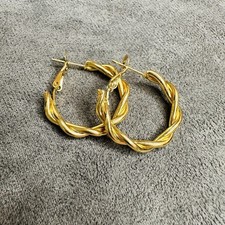 Goldfarbene Creolen 2,5 cm |