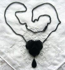 Altes schwarzes collier glas - collier,