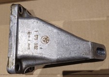 Bmw  11811175529 M30 Motorhalter