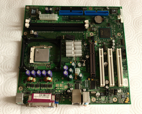 Mainboard fujitsu siemens - fujitsu,