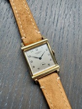 Vintage Universal Genève