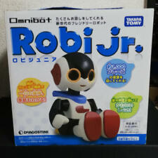 TAKARA TOMY Robi Junior Jr