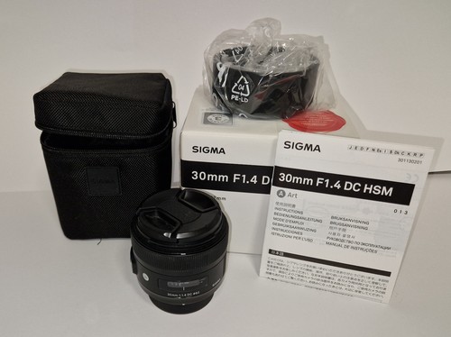 Sigma art 30mm hsm für - dc,