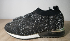 Schwarze sneaker - ❤️,