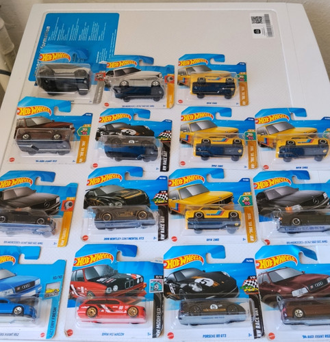 Hot wheels konvolut - wheels, 15