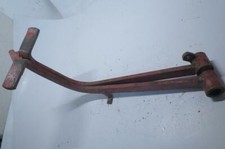 IHC D 322 Bremspedale