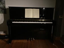 Klavier Yamaha P121 Silent