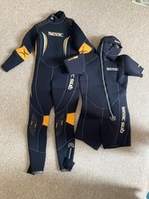 Taucher Neoprenanzug mit Eisweste