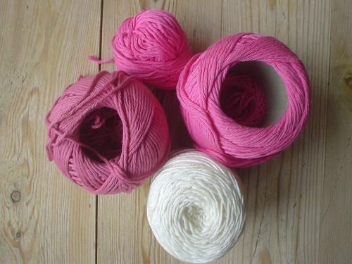 Wolle tulpe rot mez - rot, 100%