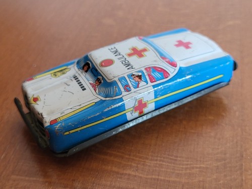 Ambulance krankenwagen - ambulance,