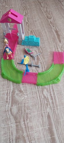 Barbie pferderennstrecke - barbie,