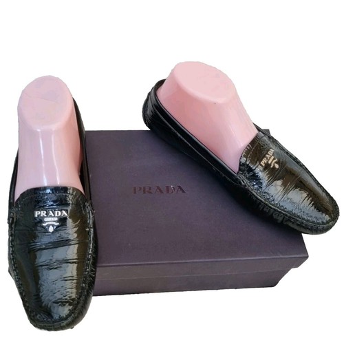 Prada authentic loafer flats - prada,