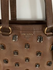 Prada Shopper Tasche mit Schmucksteinen, Selten benutzt Vintage Look Camel 
