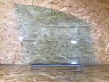 368054 Türscheibe rechts