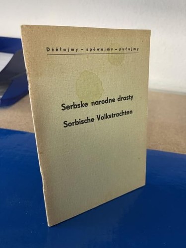 Serbske narodne drasty - ,