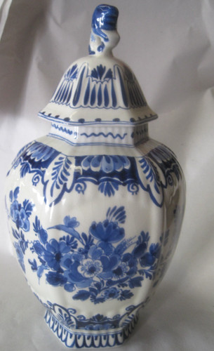 Royal delft porceleyne fles - delft,