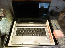 Medion 17" Notebook mit PC-Performance - exclusives Design in Hochglanz -