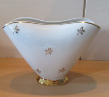 seltene Lettin Trichtervase weiß mit Golddekor kleine Blätter 17,3 x 12,5 x 7,5