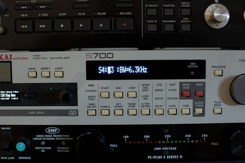 Akai s700 super enhanced - akai,