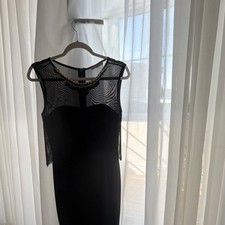 Schwarzes Abendkleid mit