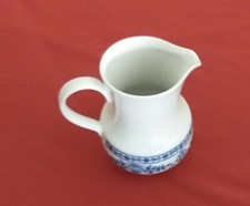 Kahla Kobaltunterglasur. Porzellan Milchkännchen Made in DDR.