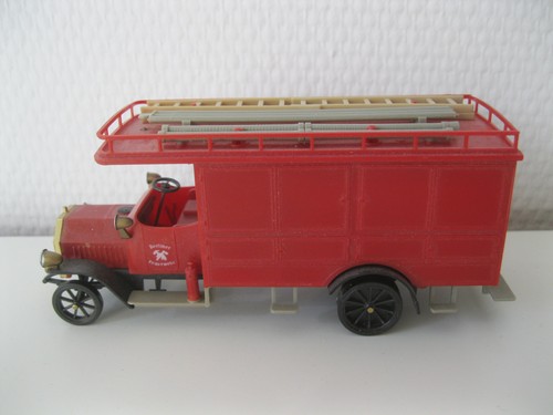 Berliner feuerwehr modellauto - berliner,