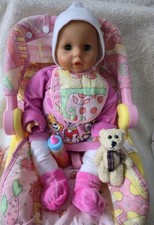 Lissi Baby Puppe 50 cm + Lissi Autositz + Puppenkleidung Spielpuppe vintage Doll