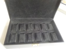 Box / Etui  12 Armbanduhren schwarz  Leder gebraucht